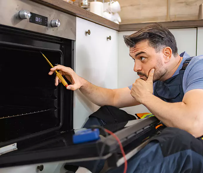Why Clifton Households Choose Clifton Appliance Pro for Every Gas Oven Fix?